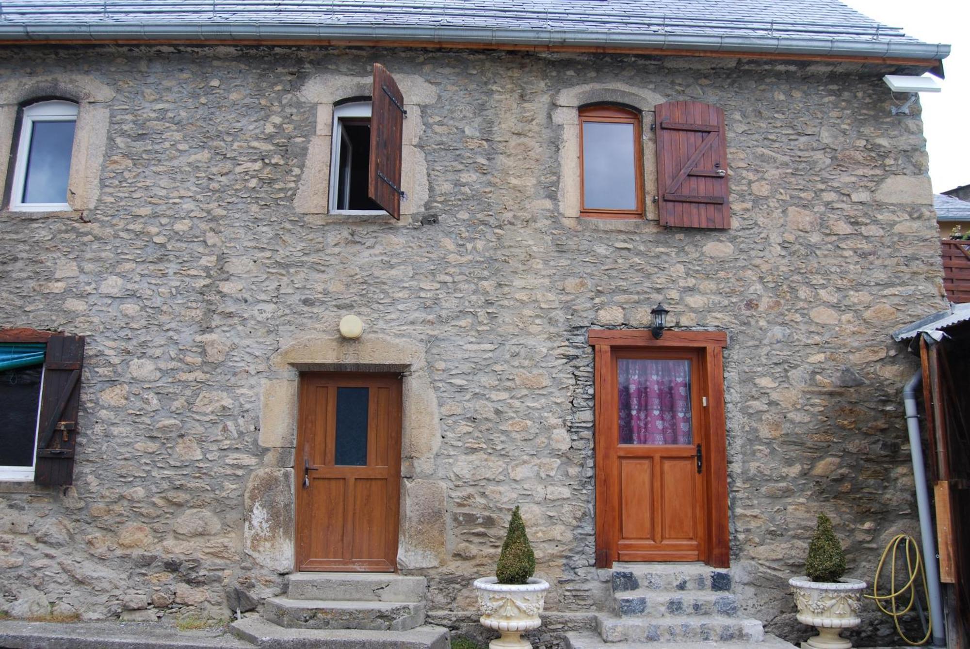 Gite De Montagne Poubeau Kültér fotó
